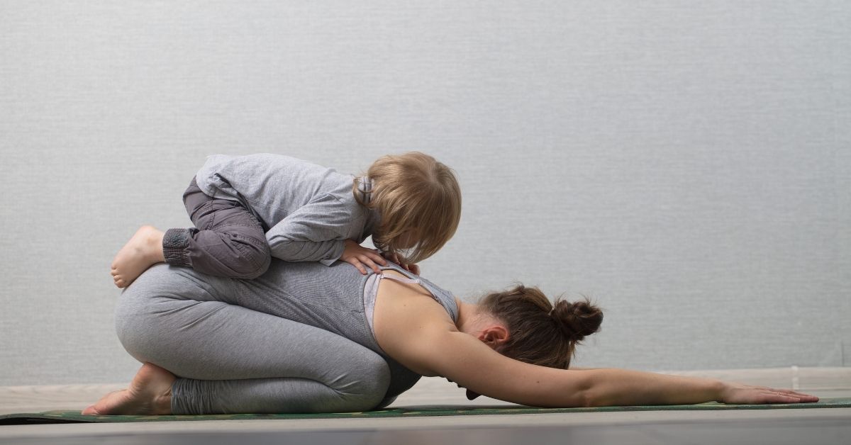 baby yoga στάσεις 